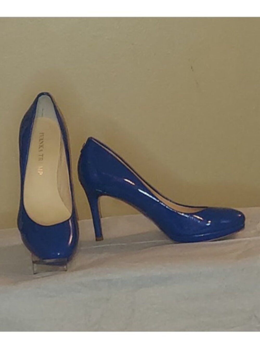 Blue Pumps - Picture 1 of 6